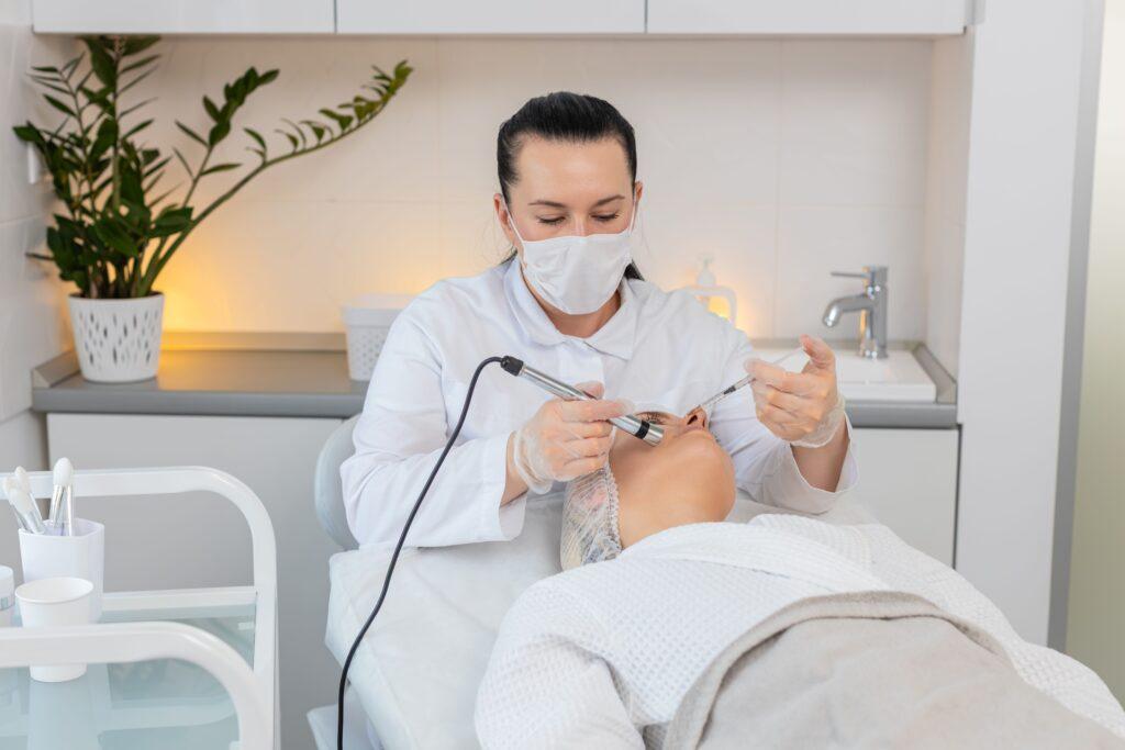 Couperose Behandlung_eraesthetic.de
